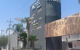 Motel Pedregal Suites